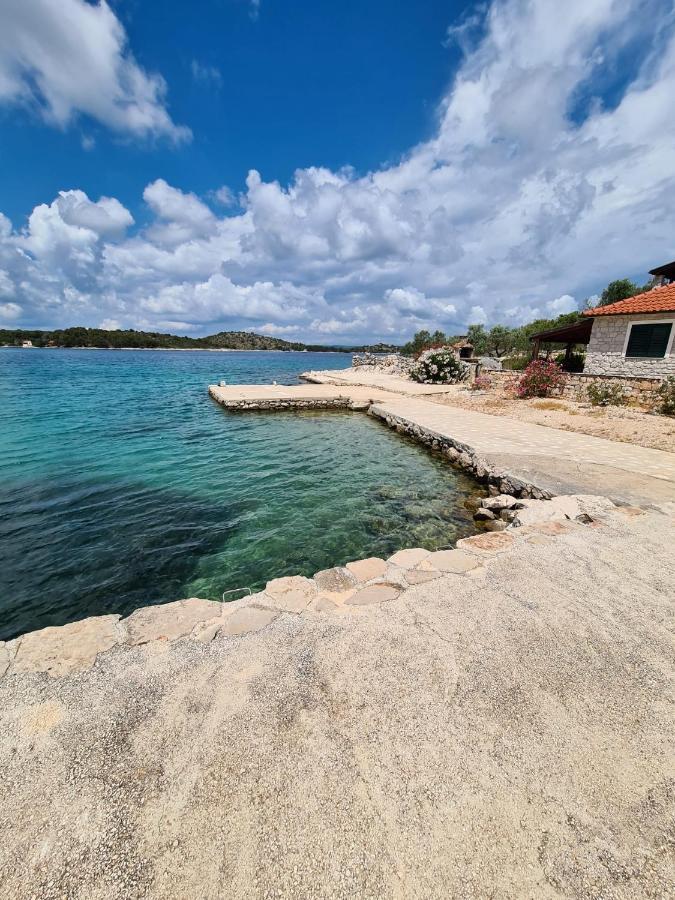 Вилла Kuca Za Odmor Buba, Otok Zut Pristanisce Экстерьер фото