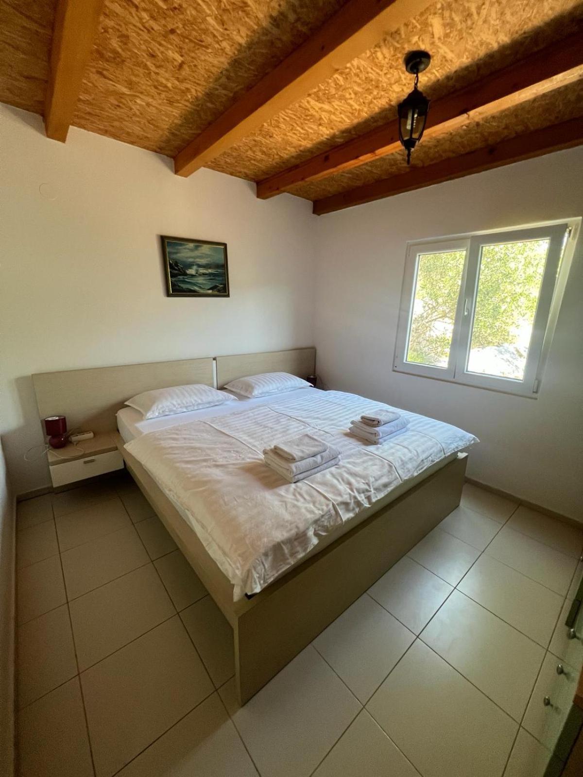 Вилла Kuca Za Odmor Buba, Otok Zut Pristanisce Экстерьер фото