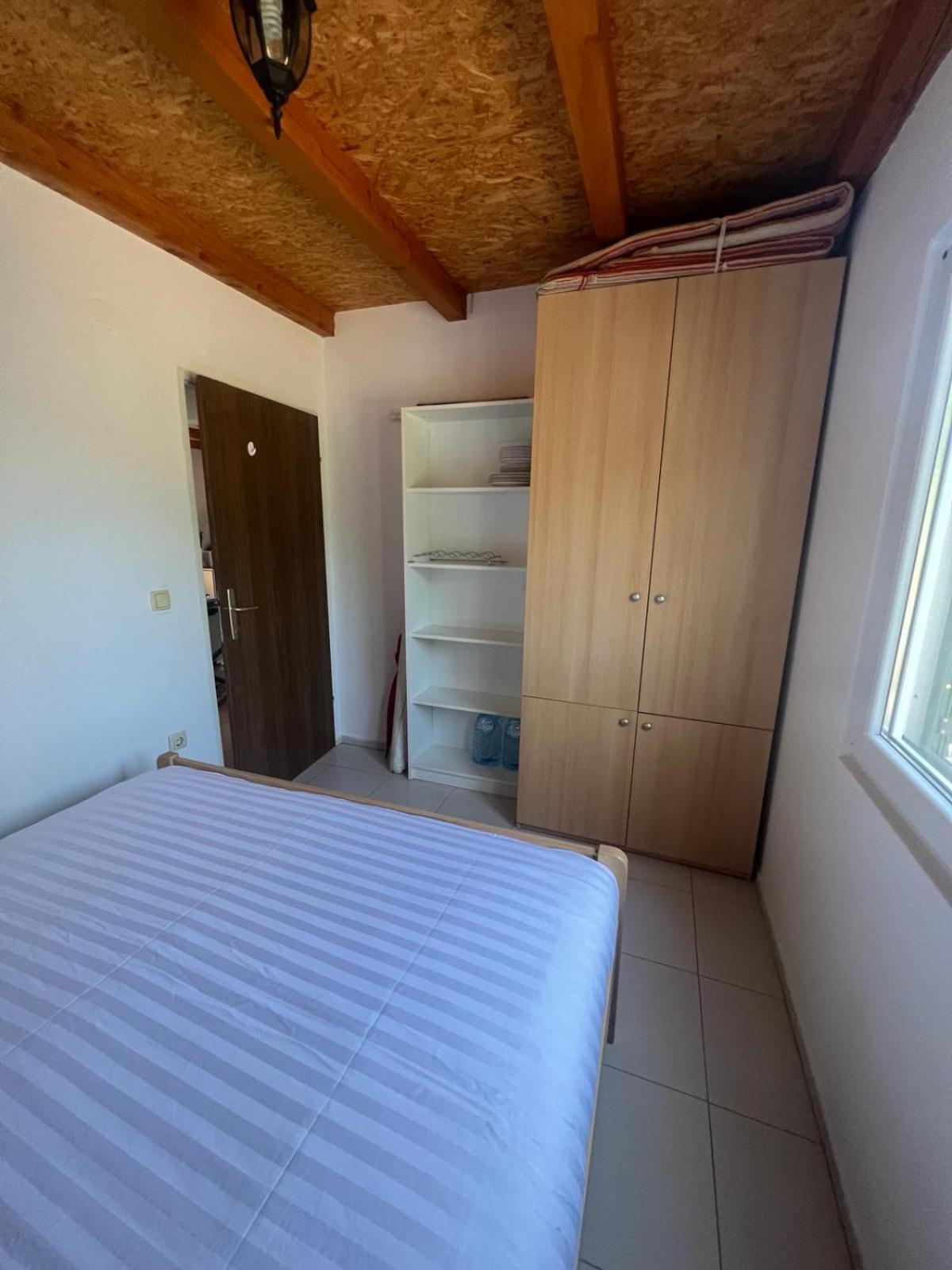 Вилла Kuca Za Odmor Buba, Otok Zut Pristanisce Экстерьер фото